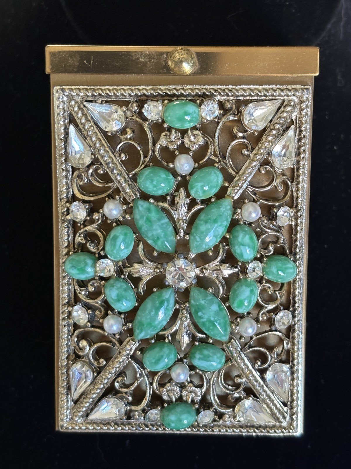 VINTAGE 1950S HEAVILY JEWELED BRASS CIGARETTE CASE VINTAGE 1950S HEAVILY JEWELED BRASS CIGARETTE CASE