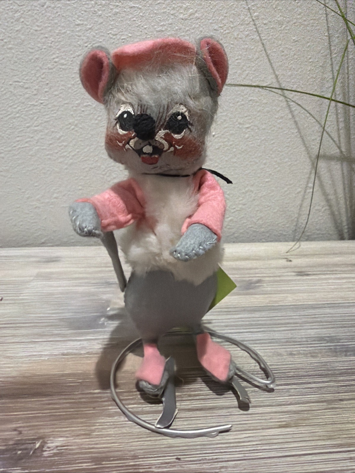Annalee 6in Ice Skating Mouse 1965