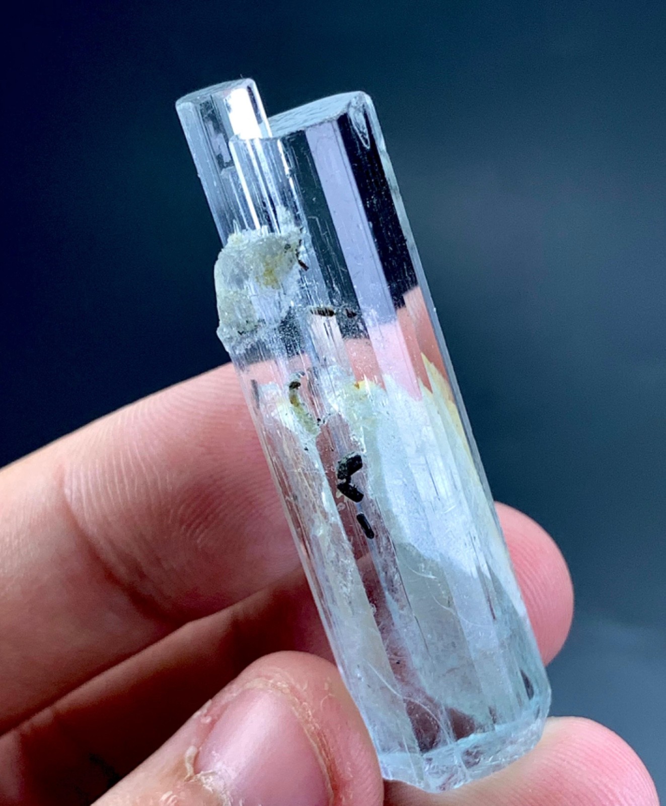 72 Carat Aquamarine crystal specimen from skardu Pakistan