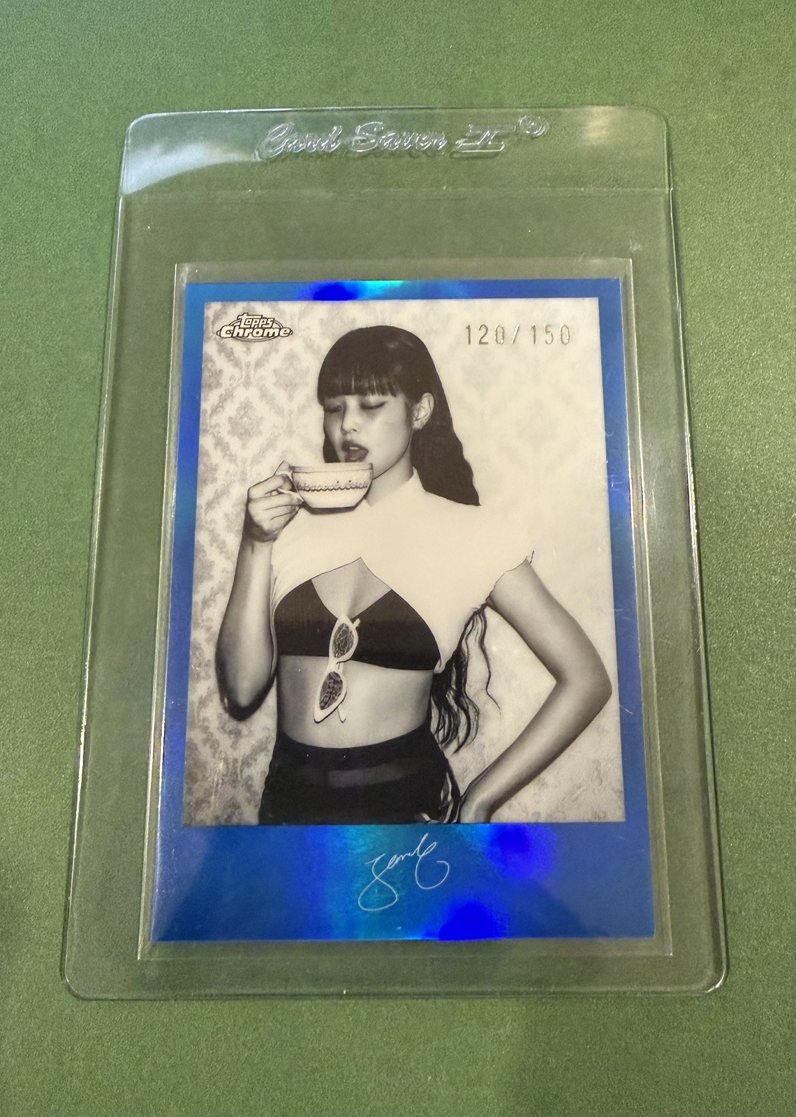 2026 Topps Chrome x Jennie Monochrome Mementos Insert #MM4 Blue Refactor  /150