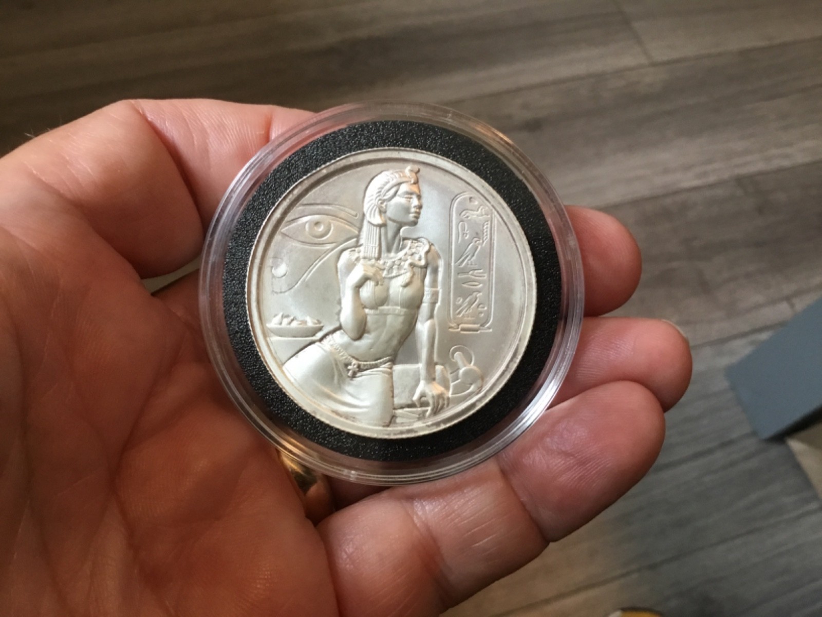 2015-Elemetal Mint Egyptian Gods Series Cleopatra 2 oz .999 Fine Silver Round 2015-Elemetal Mint Egyptian Gods Series Cleopatra 2 oz .999 Fine Silver Round