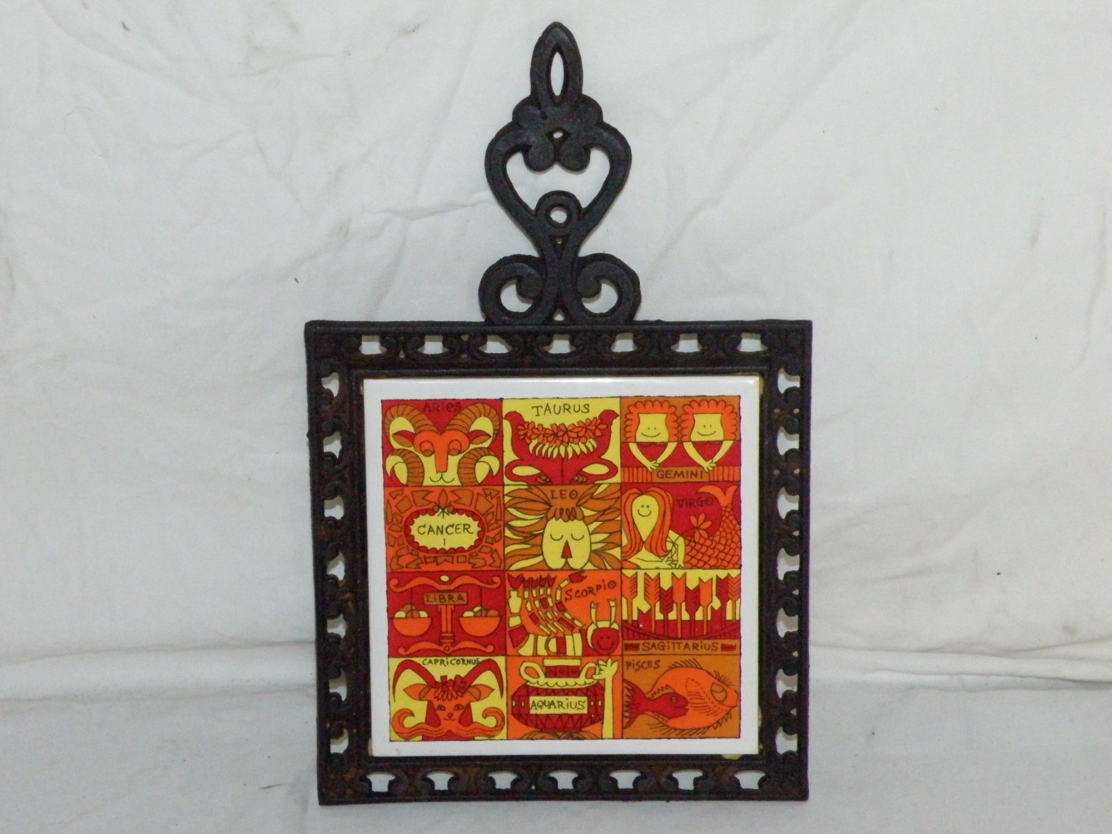 Vintage 1970\'s Zodiac Tile Trivet Holt Howard 5229 Cast Iron & Ceramic