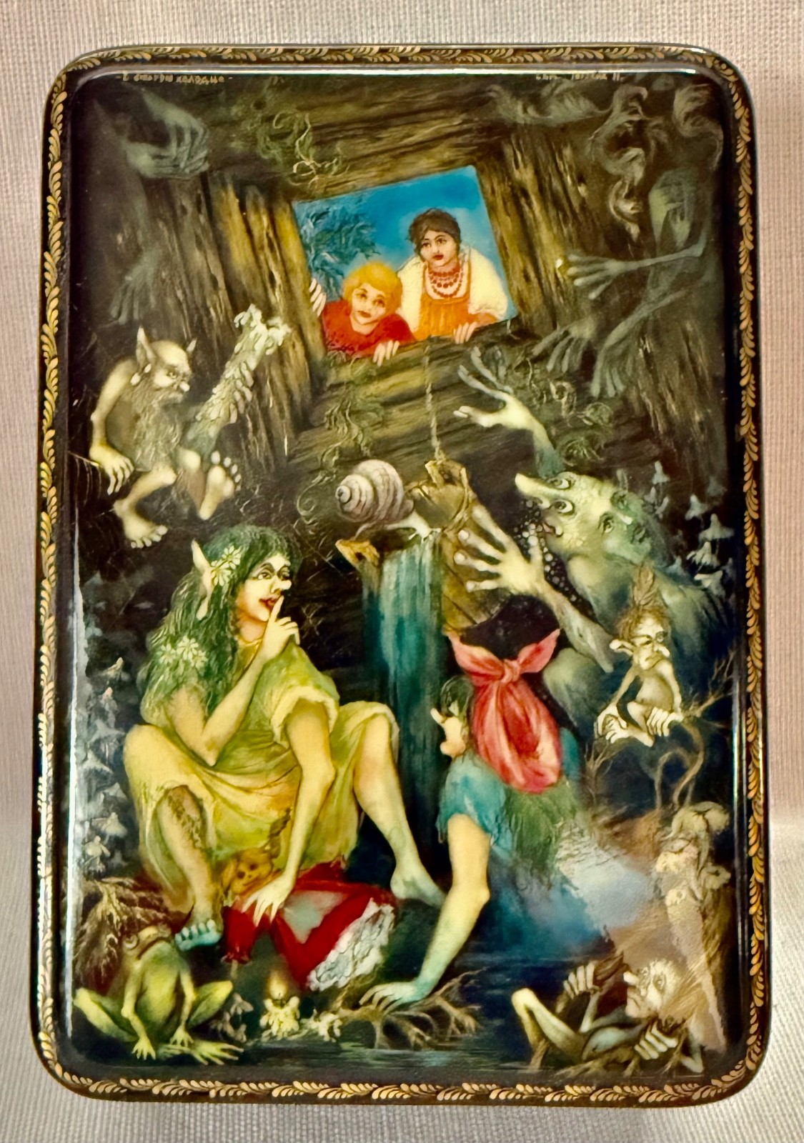 Fine Vintage Soviet Era Russian Lacquer Box Artist Signed Fairy Tale Scene