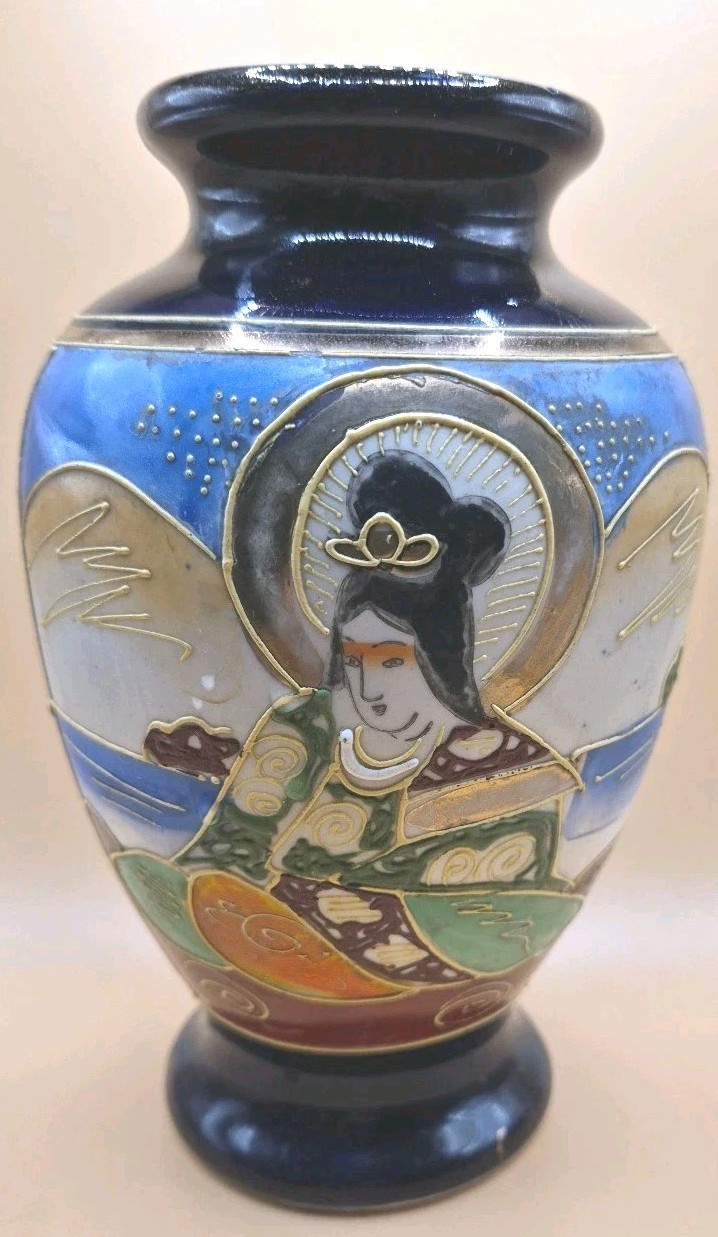 Vintage Japanese Satsuma Moriage Vase Hotta Yu Shoten Kannon Goddess Cobalt 6.5