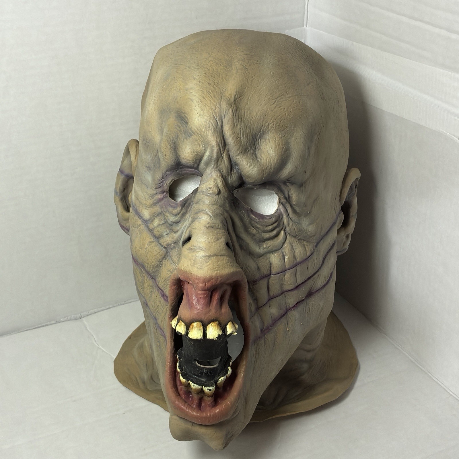 Hellraiser Chatterer Latex Mask Vtg 1993 Cinema Secrets  Rare Project Rehaul USA