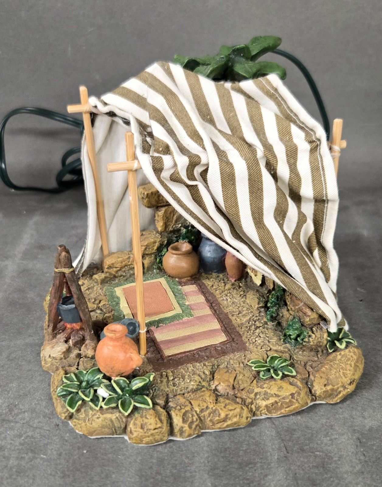 Vintage 1997 Fontanini Roman Inc Kings Gold Tent Nativity Village Bldg Lighted