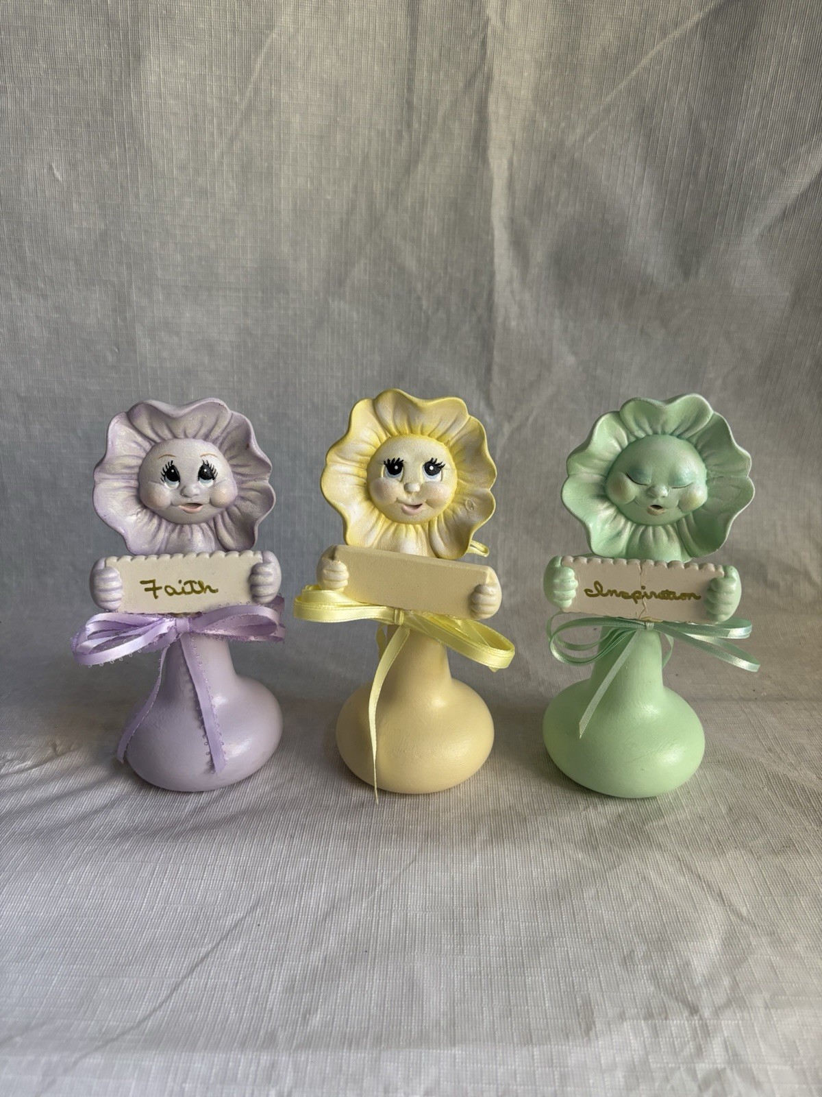 Vintage Anthropomorphic Flower Noggin Bud Vases Set of 3 Pastel Kitsch Ceramic