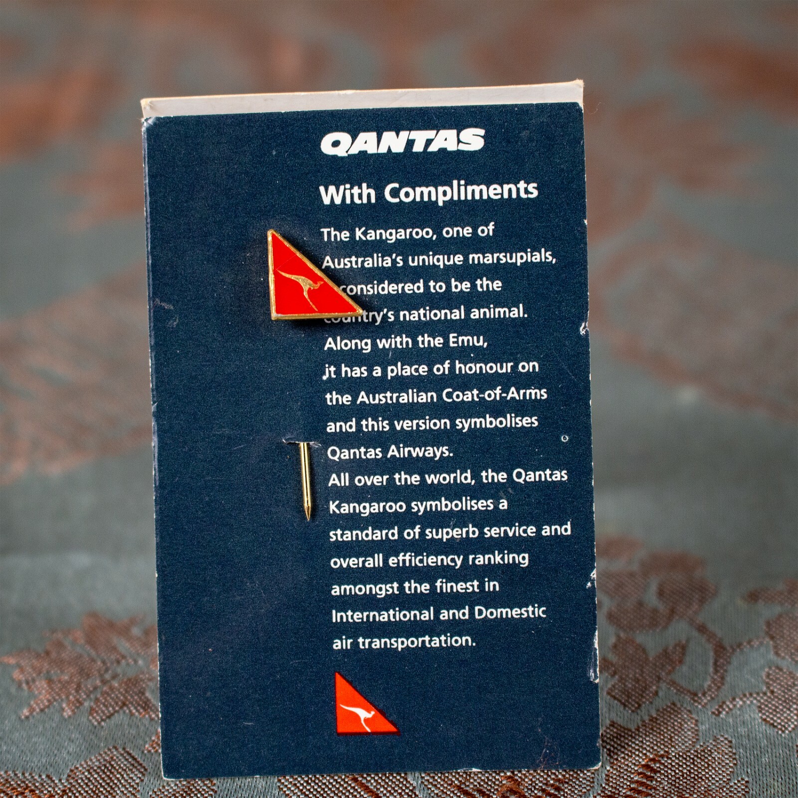 VINTAGE 1980\'s QANTAS AIRLINES Air Hostess Crew Kangaroo Pin