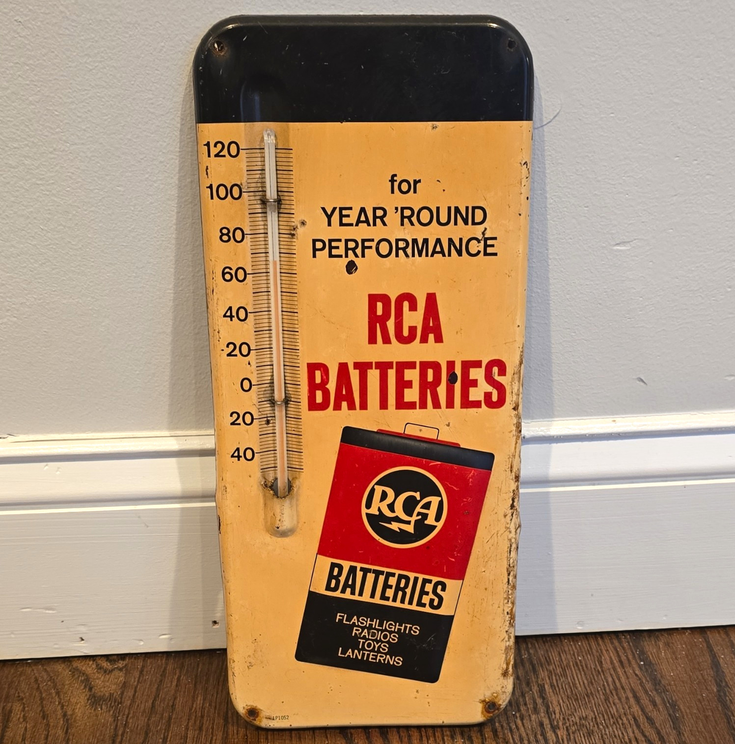 RCA Vintage Batteries Advertising Thermometer Metal Sign RCA Vintage Batteries Advertising Thermometer Metal Sign