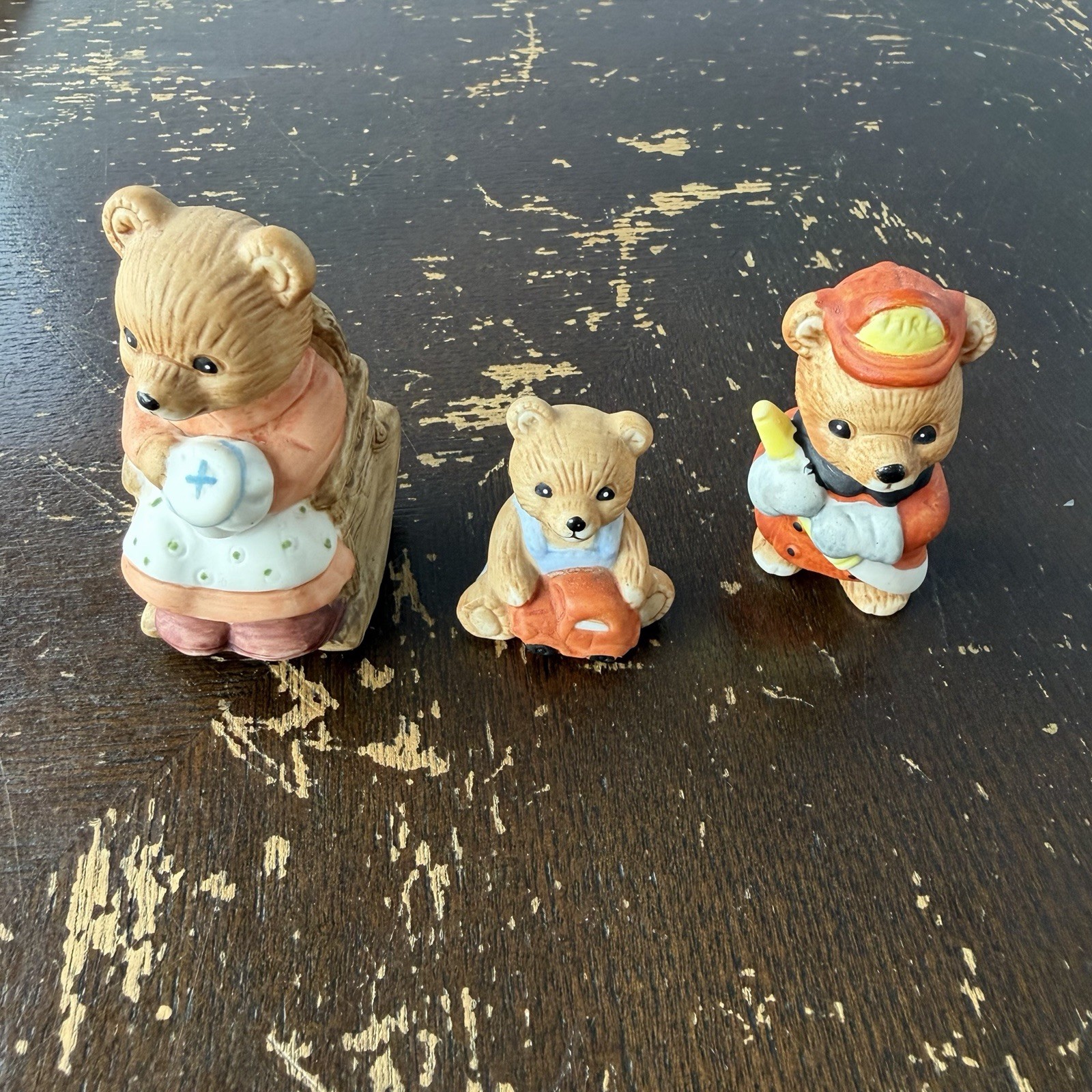 Homco Vintage Mini Figurine Lot Rocking Chair Granny 1470 Fireman 8820 Baby 1470