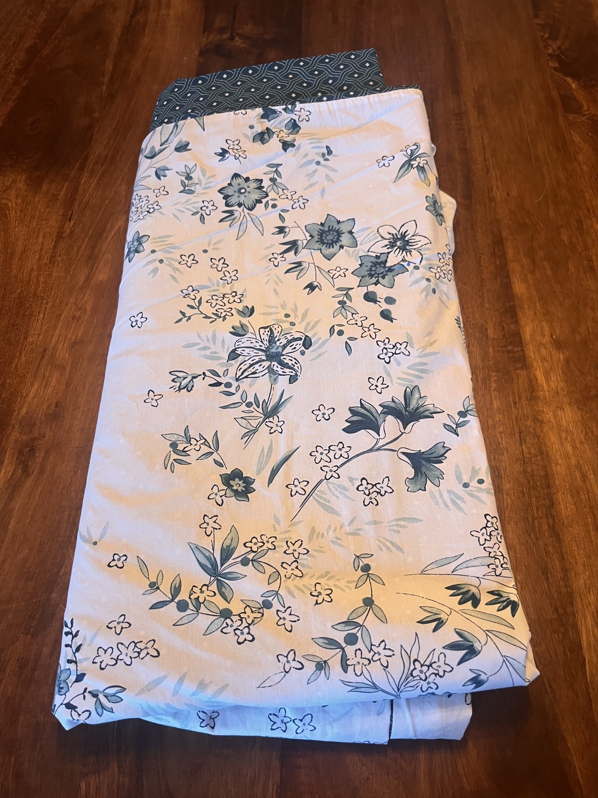 Yves Delorme SYLVE Queen Duvet Cover Organic Cotton Percale 96x92 Rare EUC Yves Delorme SYLVE Queen Duvet Cover Organic Cotton Percale 96x92 Rare EUC