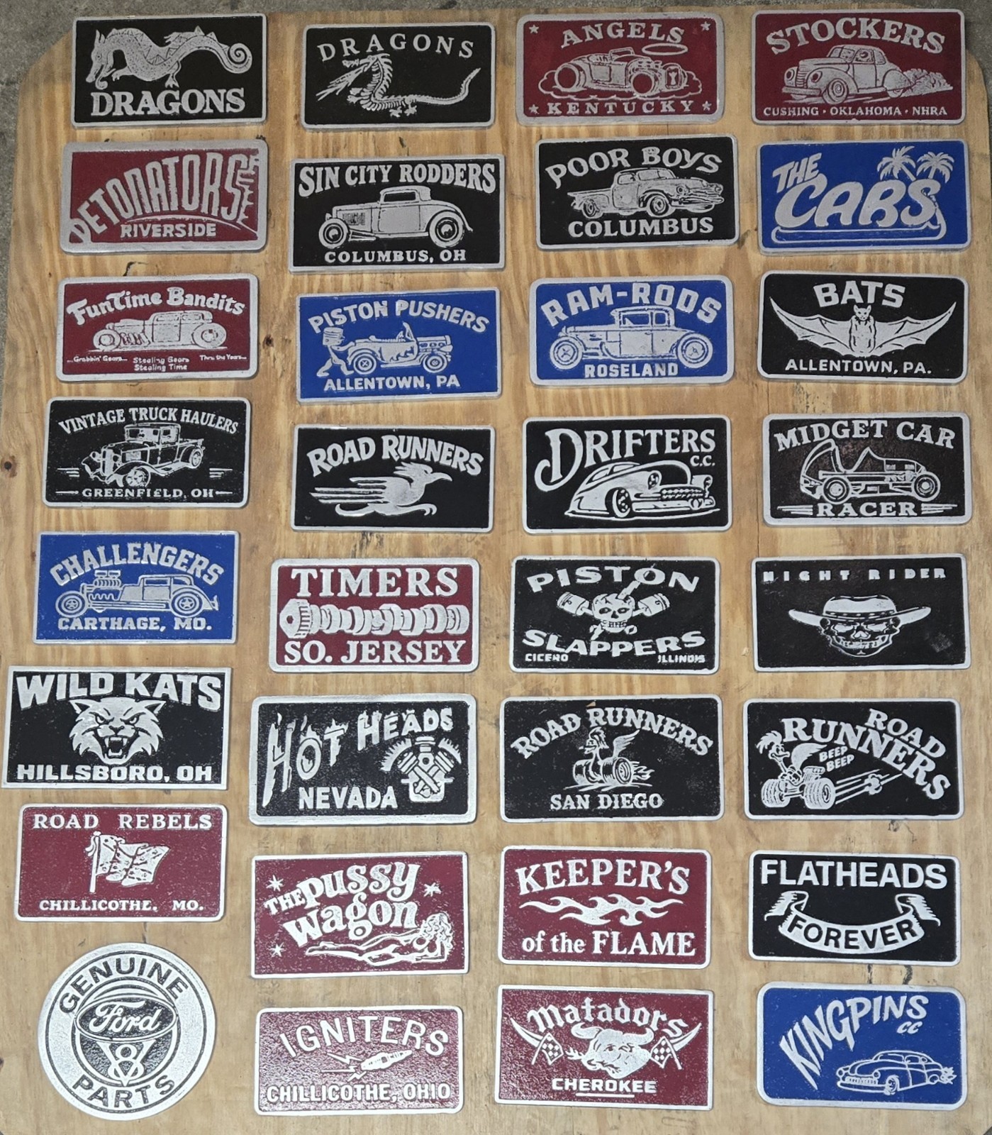 Cast Aluminum Car Club Plaque Lot Of 32 Cast Aluminum Car Club Plaque Lot Of 32