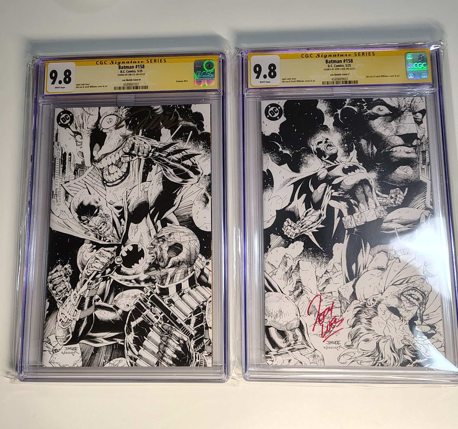 Batman #158 1:608 Variant SET signed by Loeb & Lee CGC 9.8 Batman #158 1:608 Variant SET signed by Loeb & Lee CGC 9.8