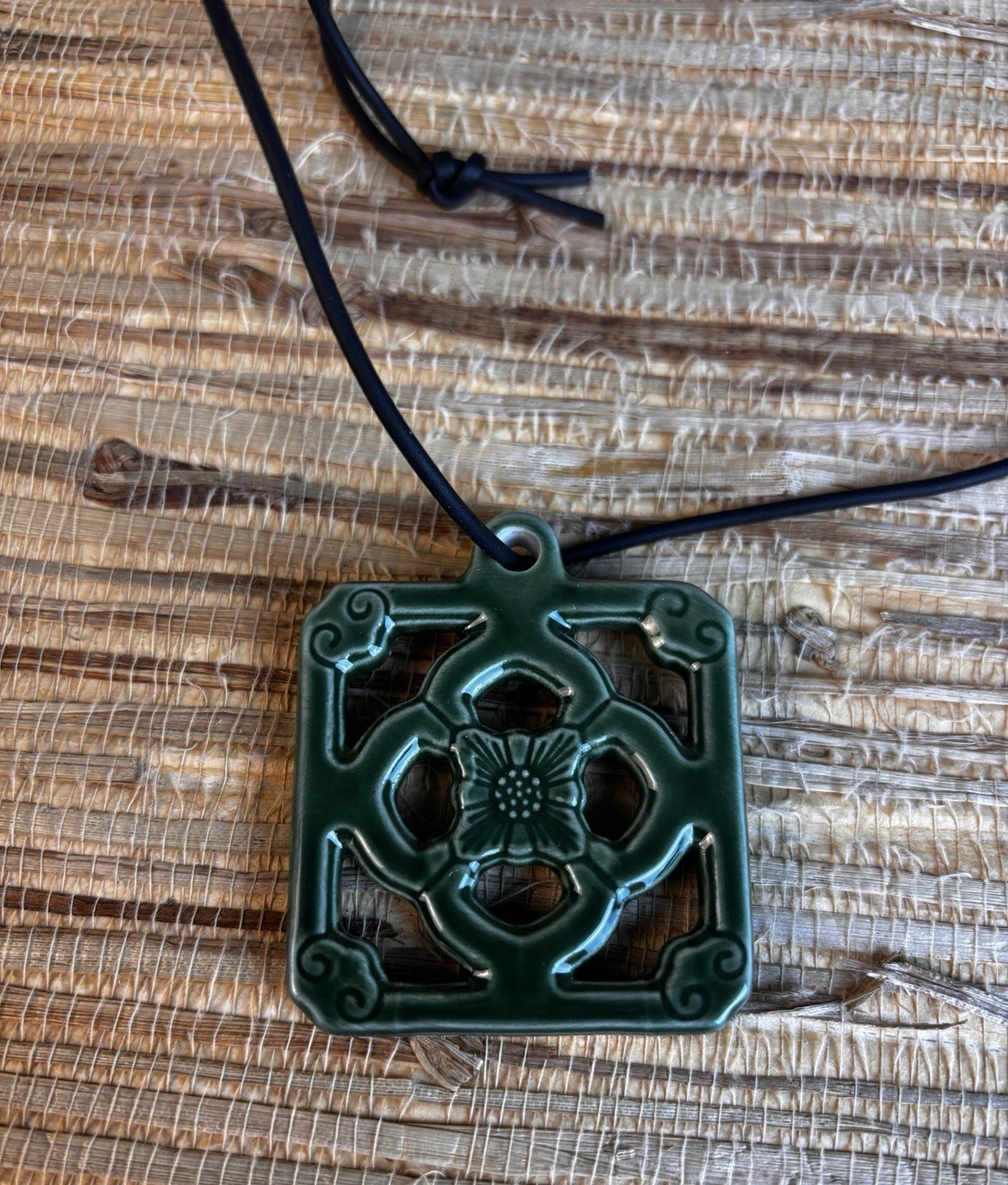 Trader Vic's Jade Tile Ceramic Pendent Necklace Tiki Bar Attire Great Detail