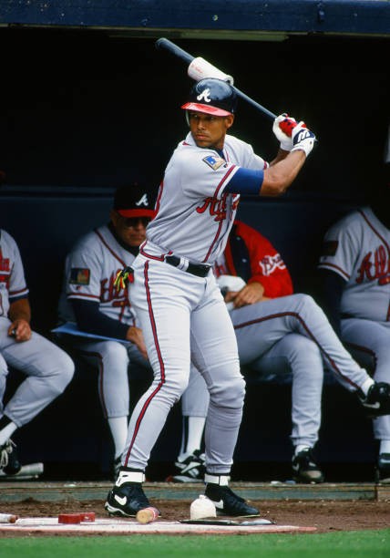Atlanta Braves outfielder David Justice on deck in front Braves du- Old Photo