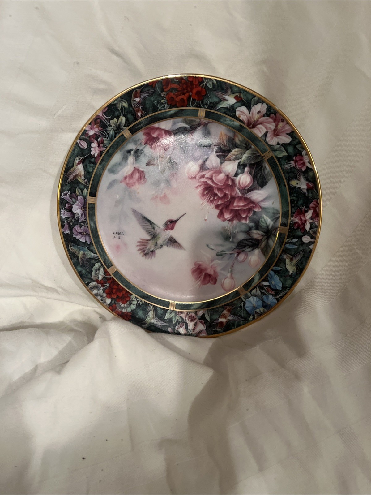 Lena Liu The Anna's Hummingbird Plate  Hummingbird Treasury Collection 