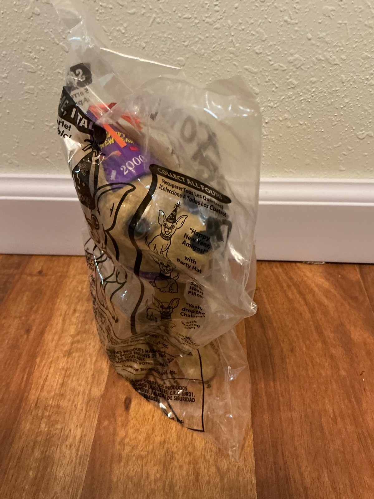 Vintage Y2K 2000 TACO BELL Talking Chihuahua Dog Stuffed Plush New Years 2000