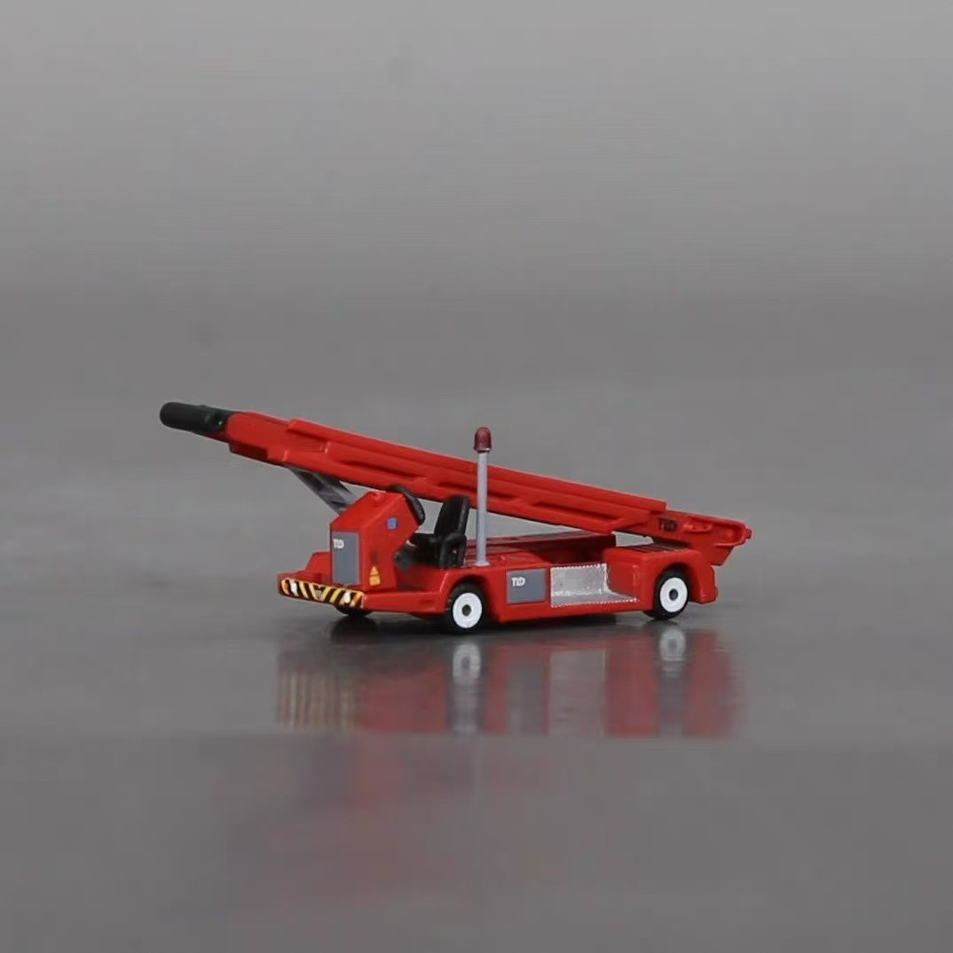 1:400/200 scale Infinite RED luggage belt loader truck airport GSE model