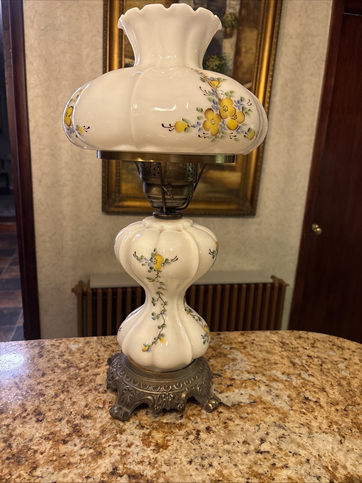 VTG HEDCO CO HAND PAINTED GWTW BANQUET PARLOR LAMP 20” W 3 WAY VTG HEDCO CO HAND PAINTED GWTW BANQUET PARLOR LAMP 20” W 3 WAY