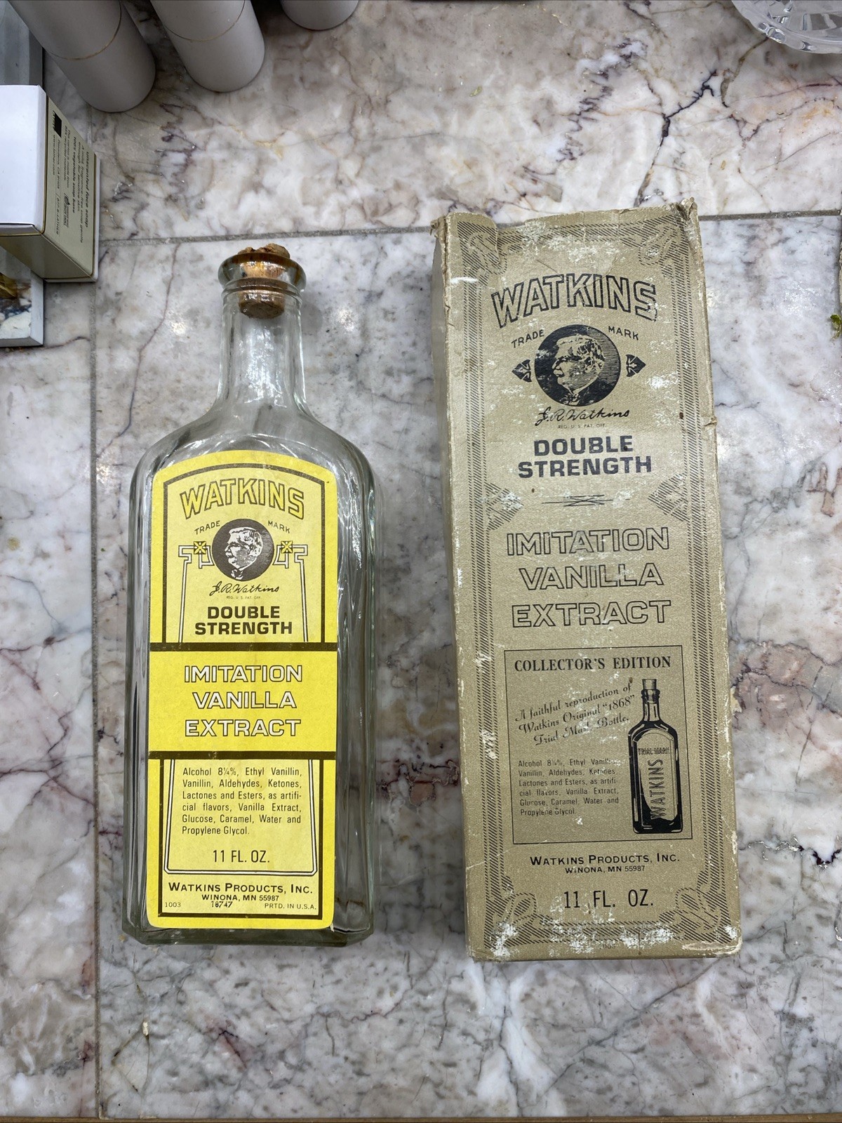 VTG J R Watkins Double Strength Vanilla Extract Bottle with Label / Box- 11 OZ VTG J R Watkins Double Strength Vanilla Extract Bottle with Label / Box- 11 OZ