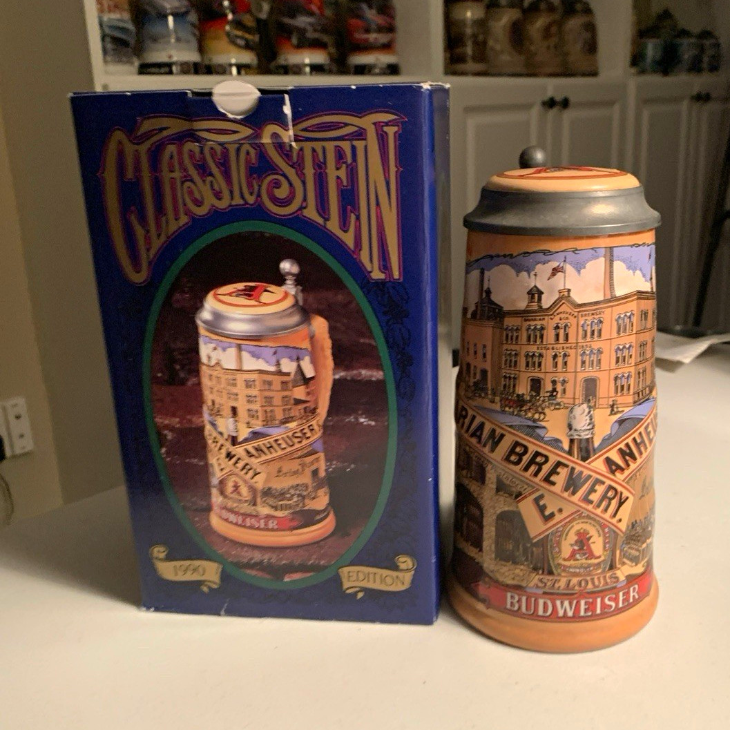 Anheuser-Busch Budweiser Classic Collection Lidded Stein 1990 W. Germany