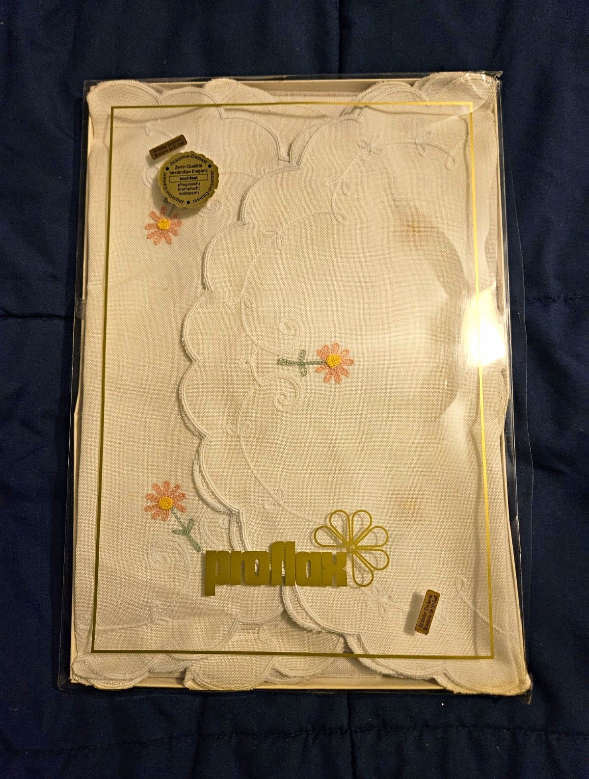 Vintage St. Gallen Embroidery Jaqueline- Damask 16 Piece