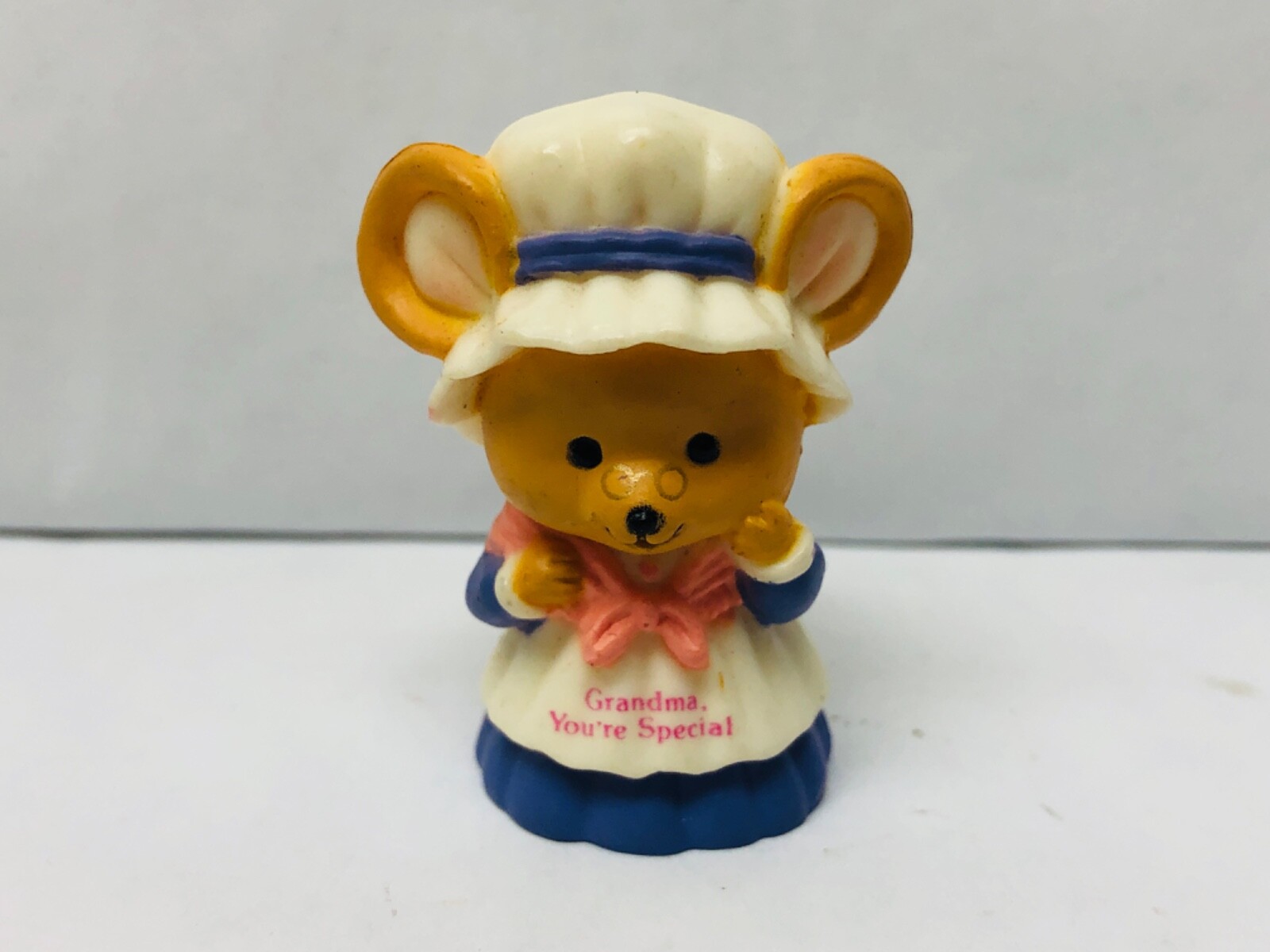 Russ Berrie Mouse Grandma You\'re Special Vintage Russ Knick Knack Present BIN 1 Russ Berrie Mouse Grandma You\'re Special Vintage Russ Knick Knack Present BIN 1