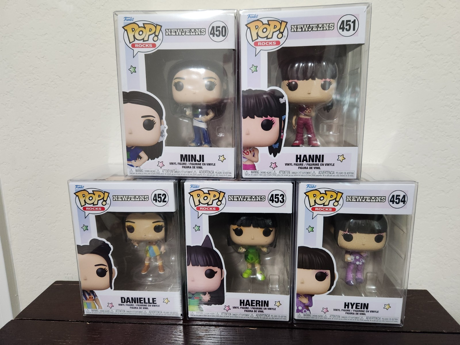 Funko New Jeans Set of 5 MINJI,HAERIN,HYEIN,DANIELLE,HANNI w/ Protector Funko New Jeans Set of 5 MINJI,HAERIN,HYEIN,DANIELLE,HANNI w/ Protector