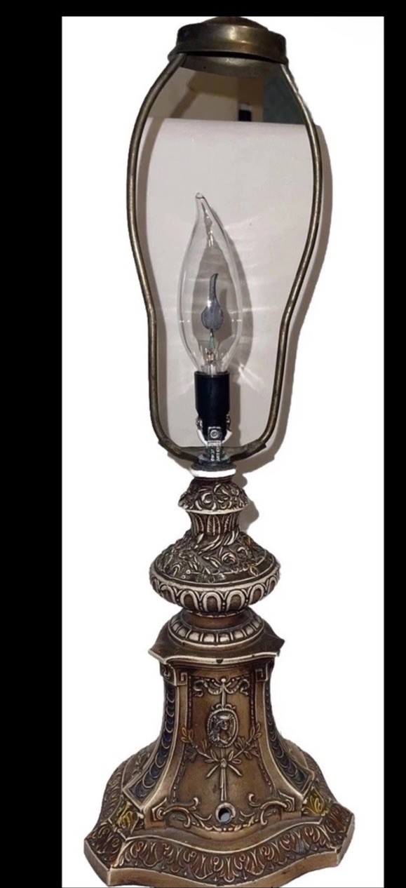 Antique nice Metal Cast-Iron Lamp Faces Victorian Antique nice Metal Cast-Iron Lamp Faces Victorian