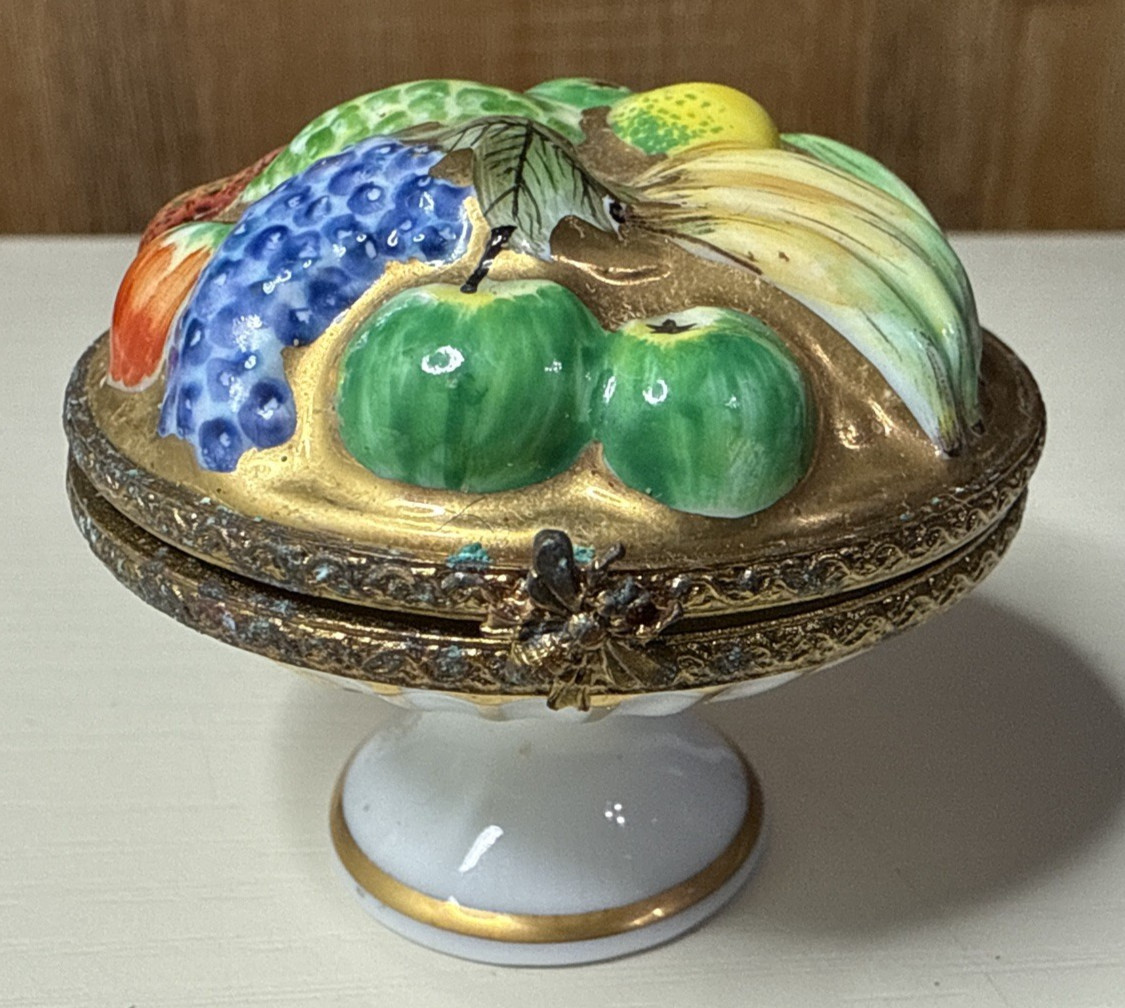 Vintage ROCHARD Limoges France Fruit Basket Pedestal Trinket Box GREEN ON METAL