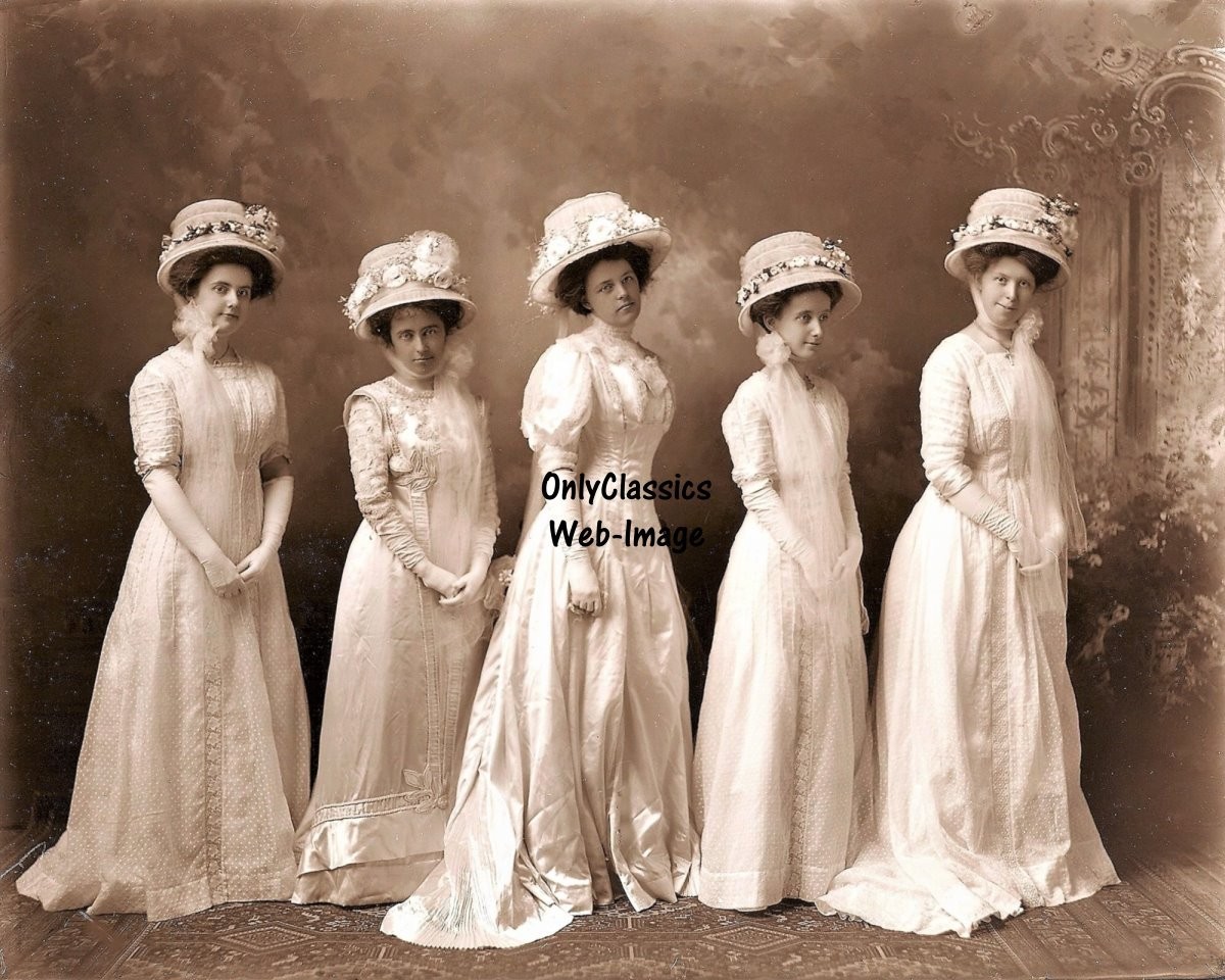 1890 VINTAGE VICTORIAN WEDDING PARTY 8x10 PHOTO BEAUTIFUL BRIDE WHITE DRESS HATS
