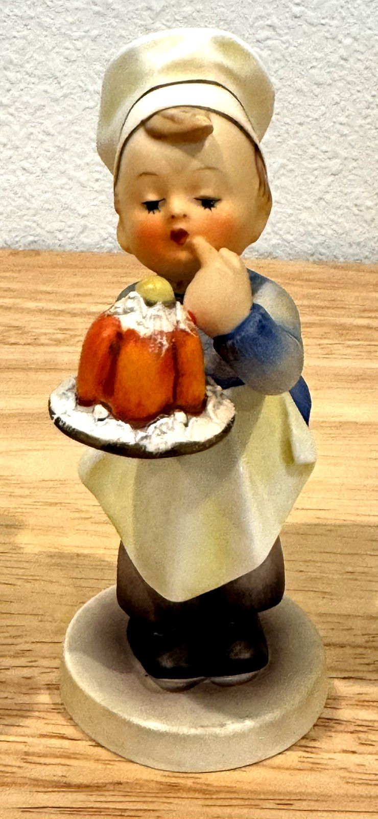 Hummel Goebel Baker Boy 4.75 Hummel Goebel Baker Boy 4.75