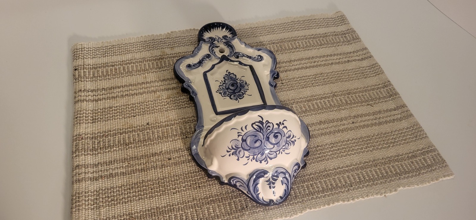 Vintage Vestal Alcobach Portugal Wall Hanger Vintage Vestal Alcobach Portugal Wall Hanger