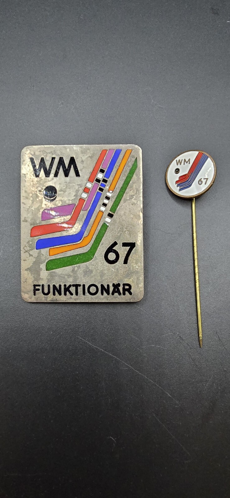 IIHF Ice Hockey World Championship 1967 Austria Participant's Badge Pin
