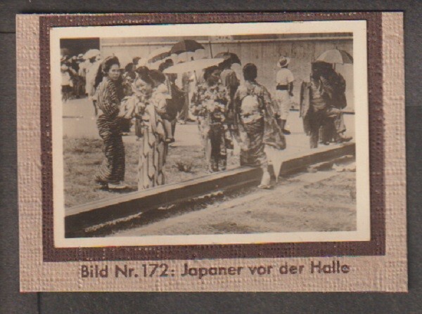 Germany 1932\'s Zeppplin Japanese in front hall photographic Ciggarette card Germany 1932\'s Zeppplin Japanese in front hall photographic Ciggarette card