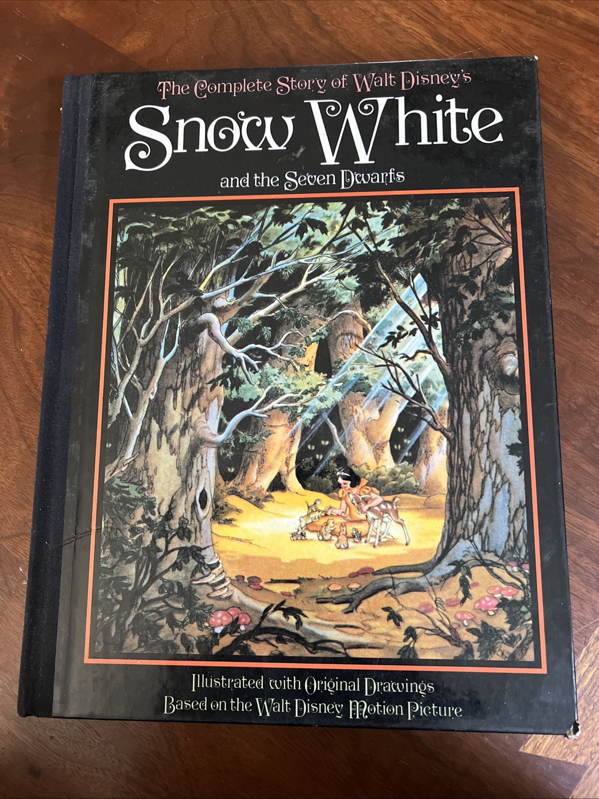 The Complete Story of Snow White and the Seven Dwarfs : Based on the Walt Disney