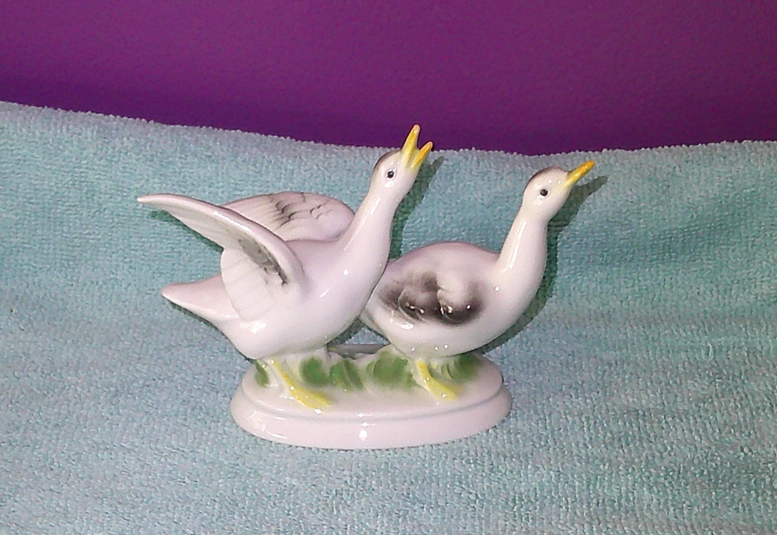 VINTAGE GEROLD PORZELLAN PORCELAIN GEESE PAIR WESTERN GERMANY c 1960\'s