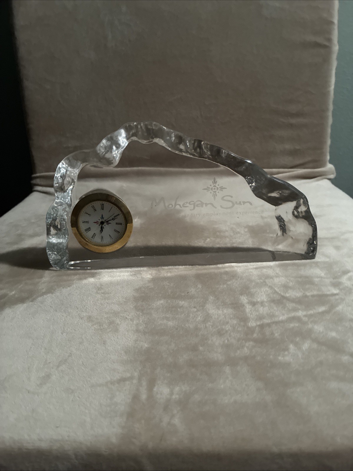 Mohegan Sun Casino Glass Sun Stand. (Clock Broken)