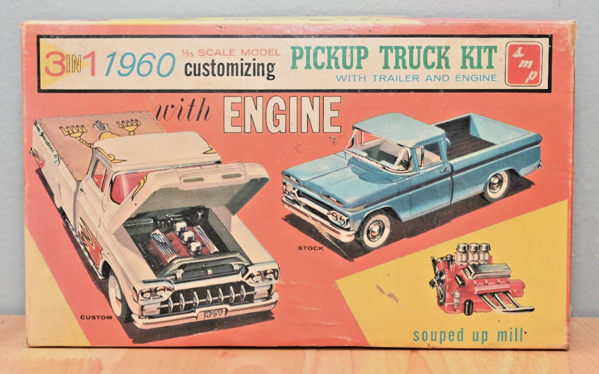 AMT 1960 Ford F-100 Pickup Truck 3 in 1 Customizing Model Kit 1:25 w/Trailer