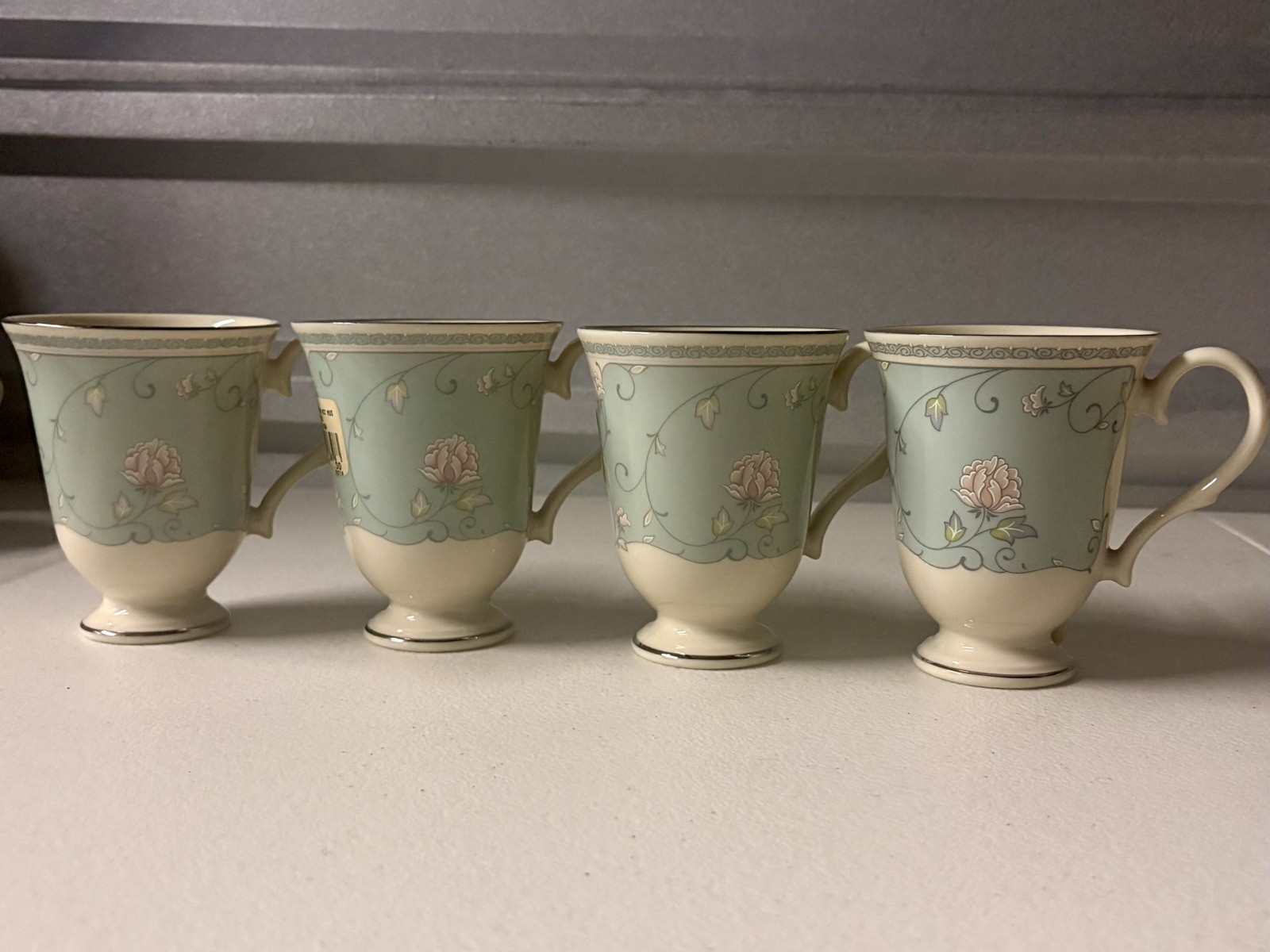 Lenox Charleston Accent Mugs Set of 4 4.25” 1927935 Made USA Discontinued Lenox Charleston Accent Mugs Set of 4 4.25” 1927935 Made USA Discontinued