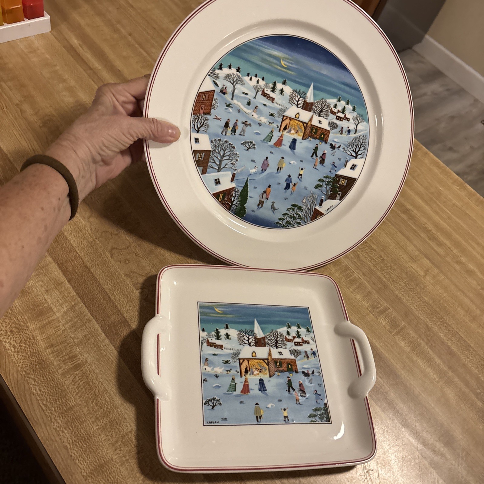 Villeroy & Boch Naif Christmas Serving Plates/Trays.  Both sold together.