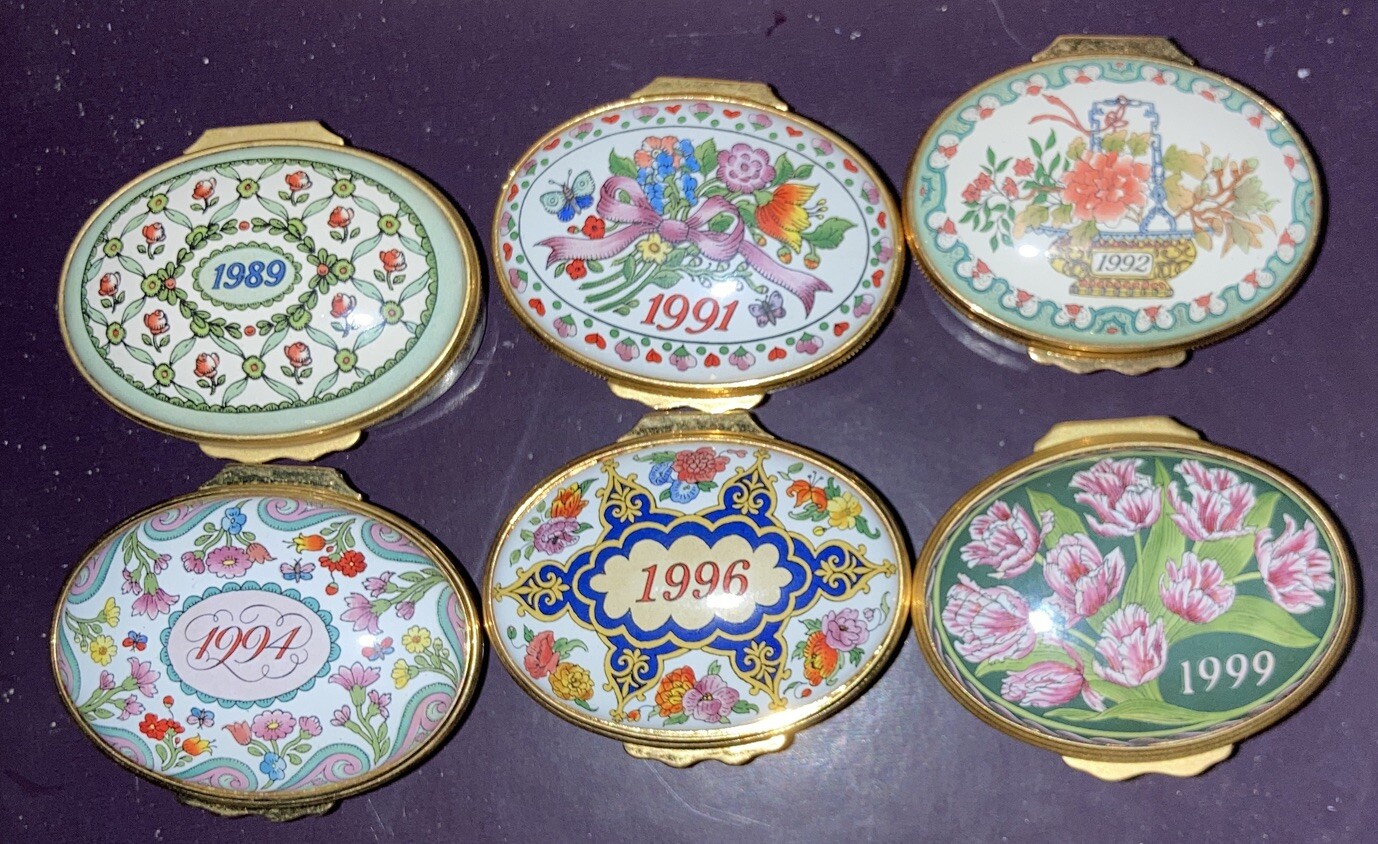 Auction 1 Box 1989 1991 1992  A Year to remember Halcyon Days Enamel