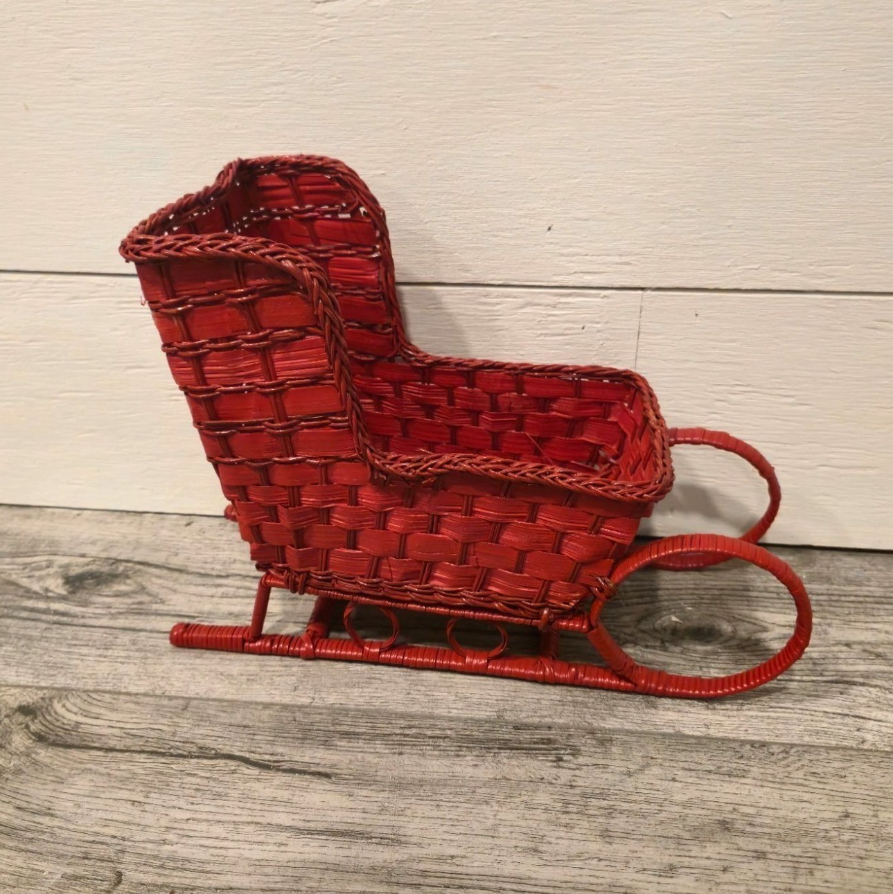 Vintage Red Wicker Sleigh Basket Christmas table Centerpiece Holiday Decor Santa