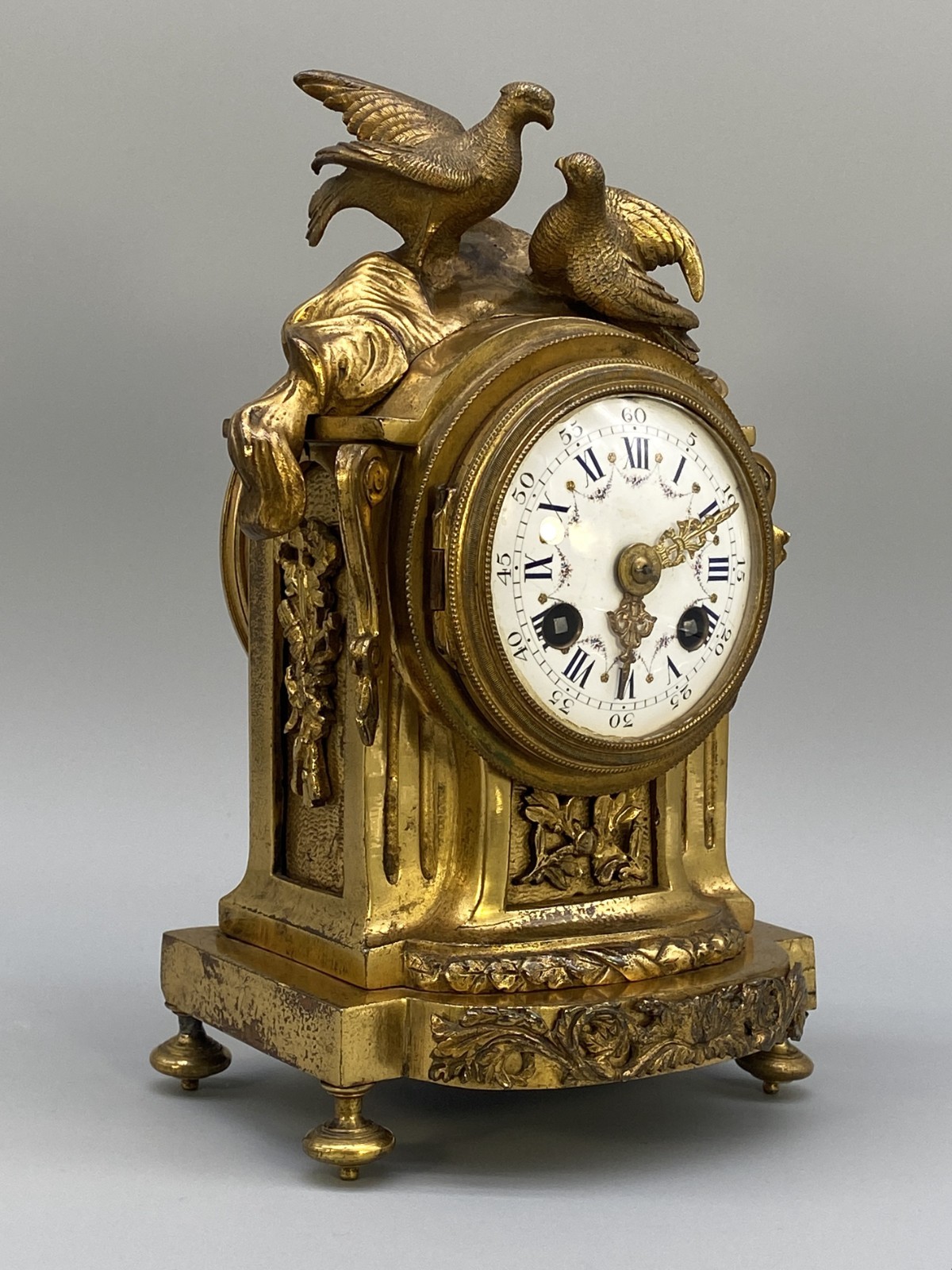 c. 1880 Superb French Ormolu Gilt Bronze 8-Day Mantel Clock with 2 Doves