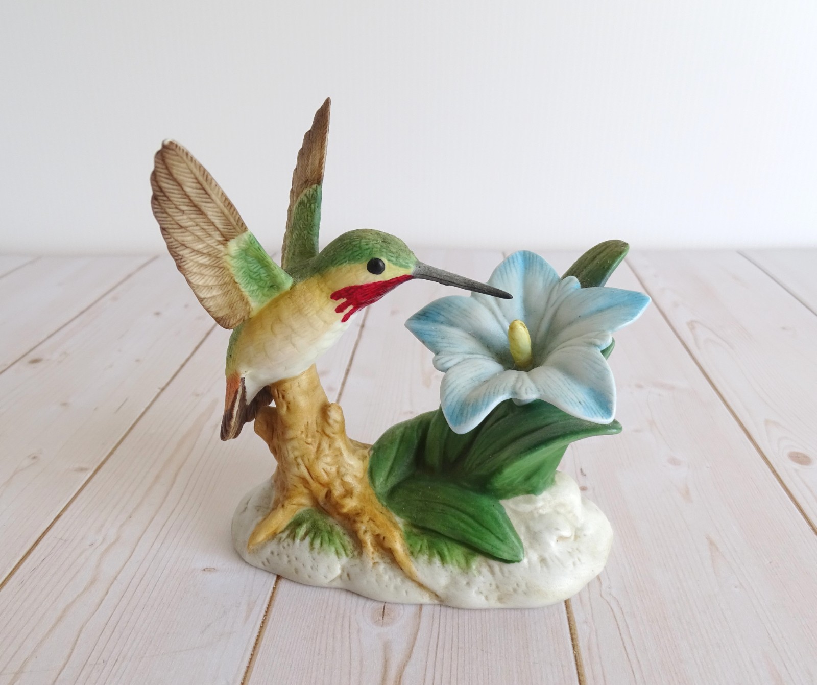 Hummingbird Figurine Blue Flower Calliope 1996 Bronson Collectibles