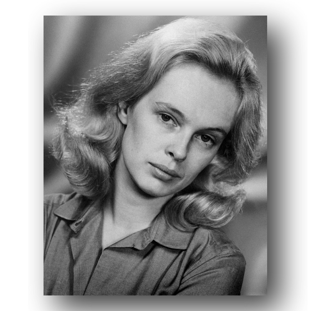 Sandy Dennis Photo 8x10 1966 American Actress Black And White Publicity Still