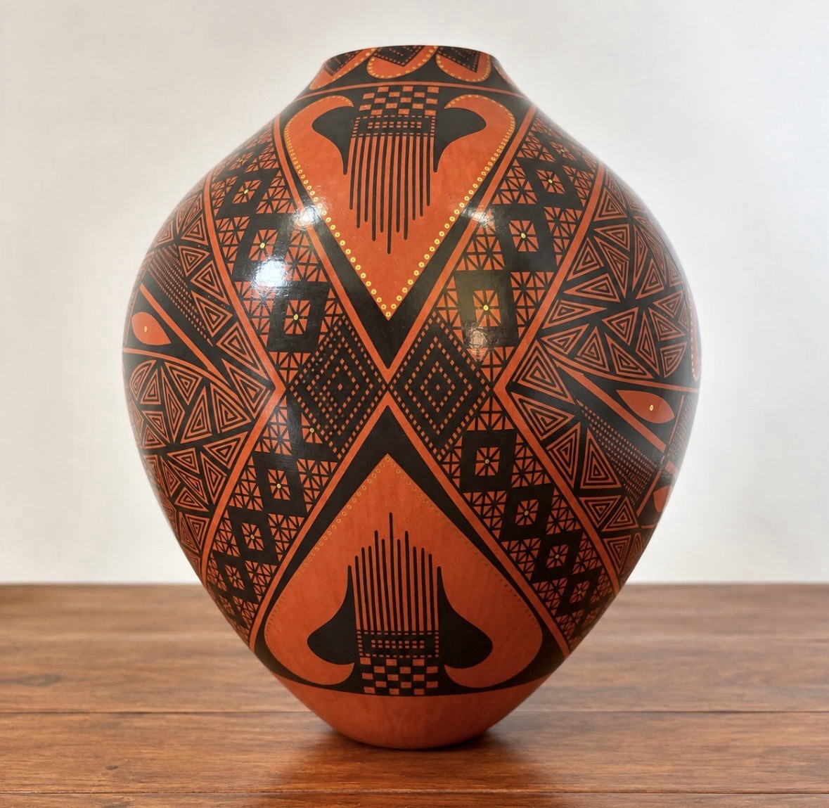 Mata Ortiz Trini Silveira Mexican Fine Art Pottery Olla Vase 6x5” Mata Ortiz Trini Silveira Mexican Fine Art Pottery Olla Vase 6x5”