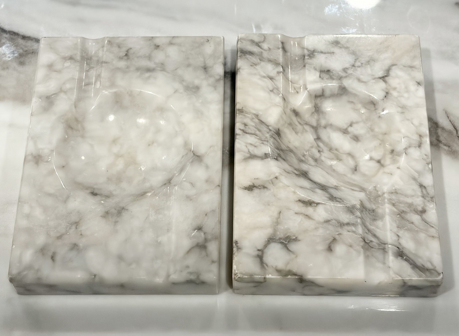Vintage MCM 1950-60’s Italian White Grey Marble Ashtray Pair Mid-Century Modern