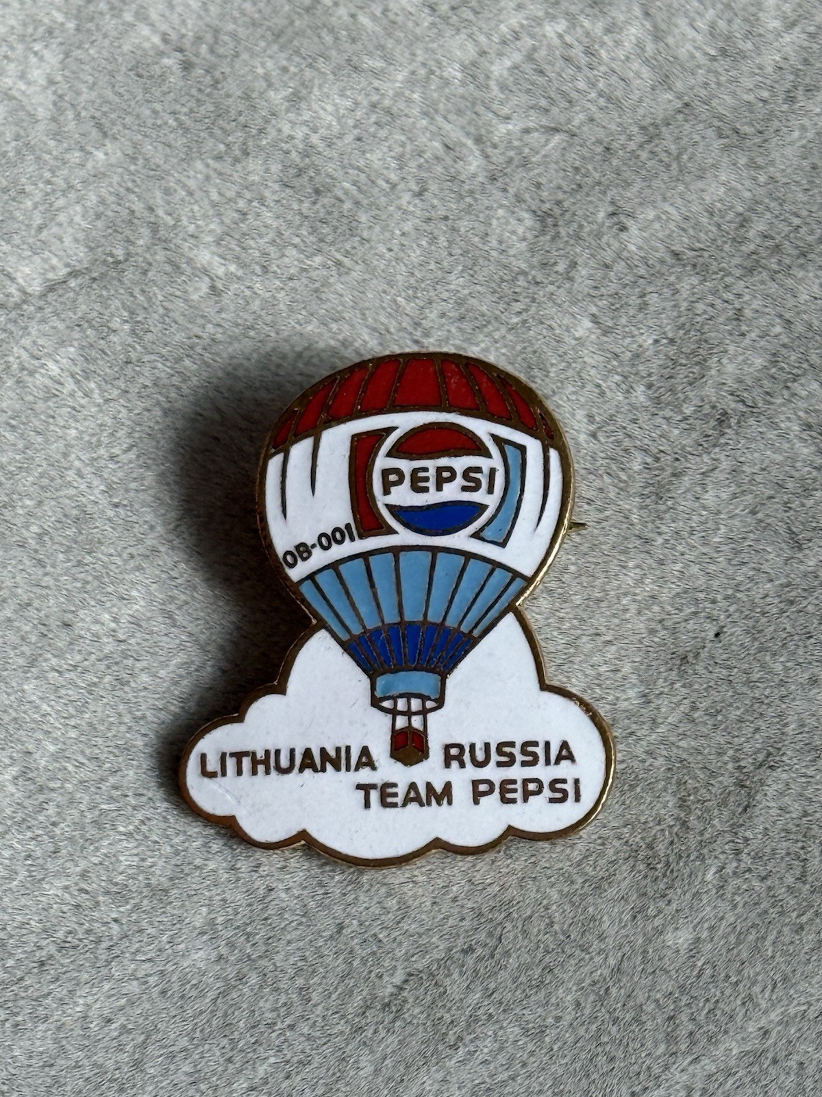 PEPSI COLA Pepsi HOT AIR BALLOON Pin Badge Russia / Lithuania NOS Vintage PEPSI COLA Pepsi HOT AIR BALLOON Pin Badge Russia / Lithuania NOS Vintage