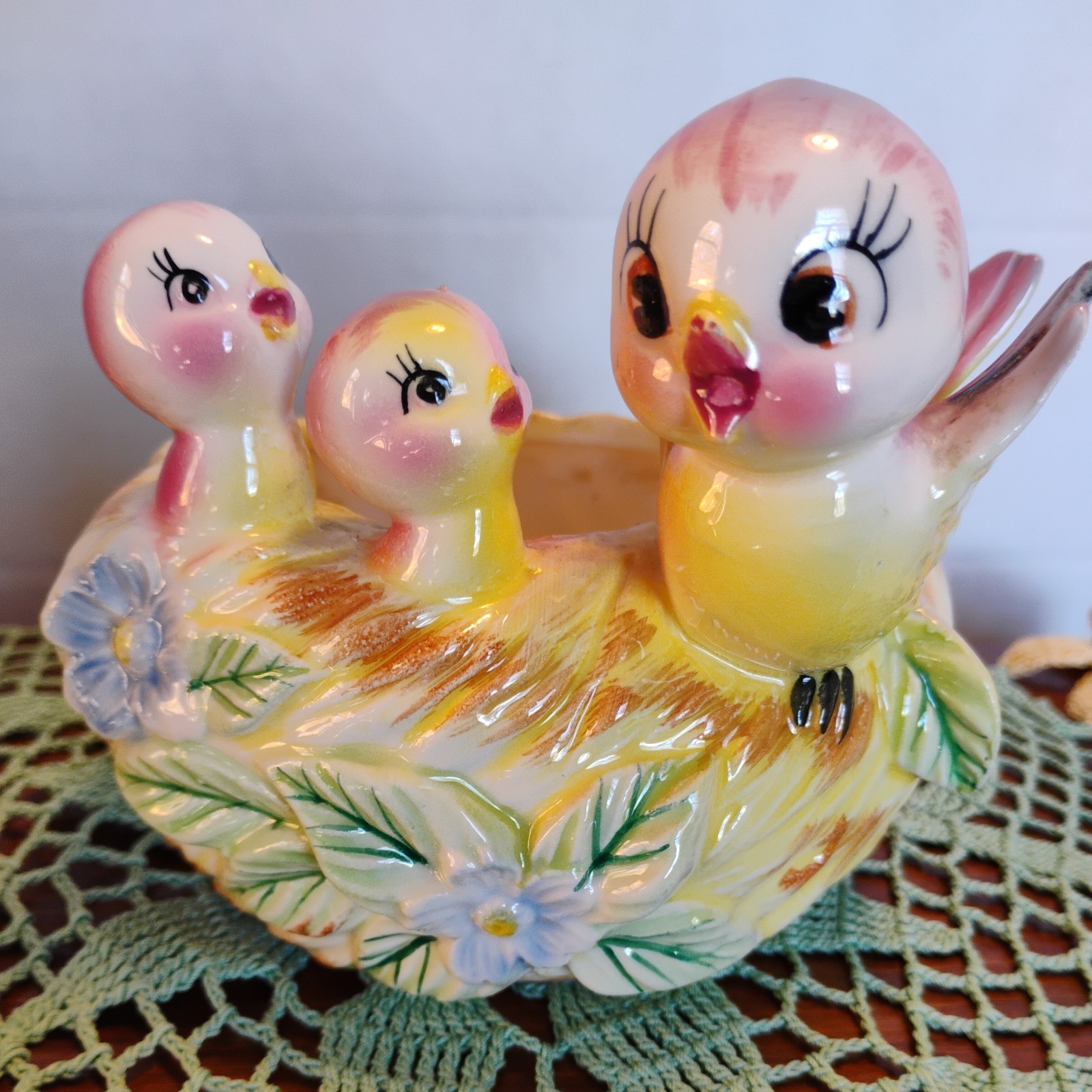 Vintage Norcrest or Napco Inarco? Birds on Yellow Nest Planter E 1678 Vintage Norcrest or Napco Inarco? Birds on Yellow Nest Planter E 1678